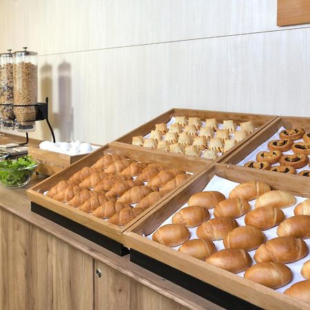 Washington R&B Hotel Sapporo Kita 3 Nishi 2 Екстер'єр фото