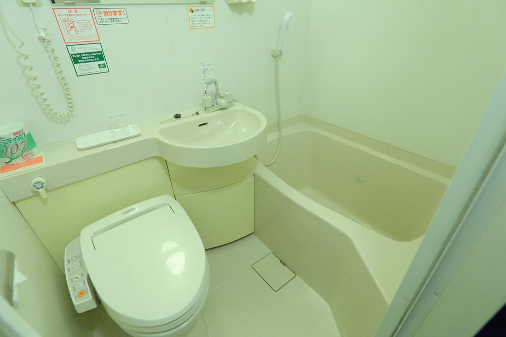 Washington R&B Hotel Sapporo Kita 3 Nishi 2 Екстер'єр фото